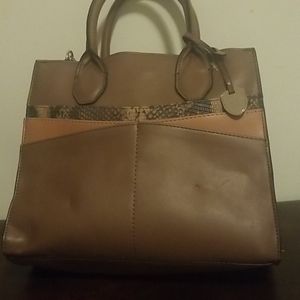 One to one handbag
